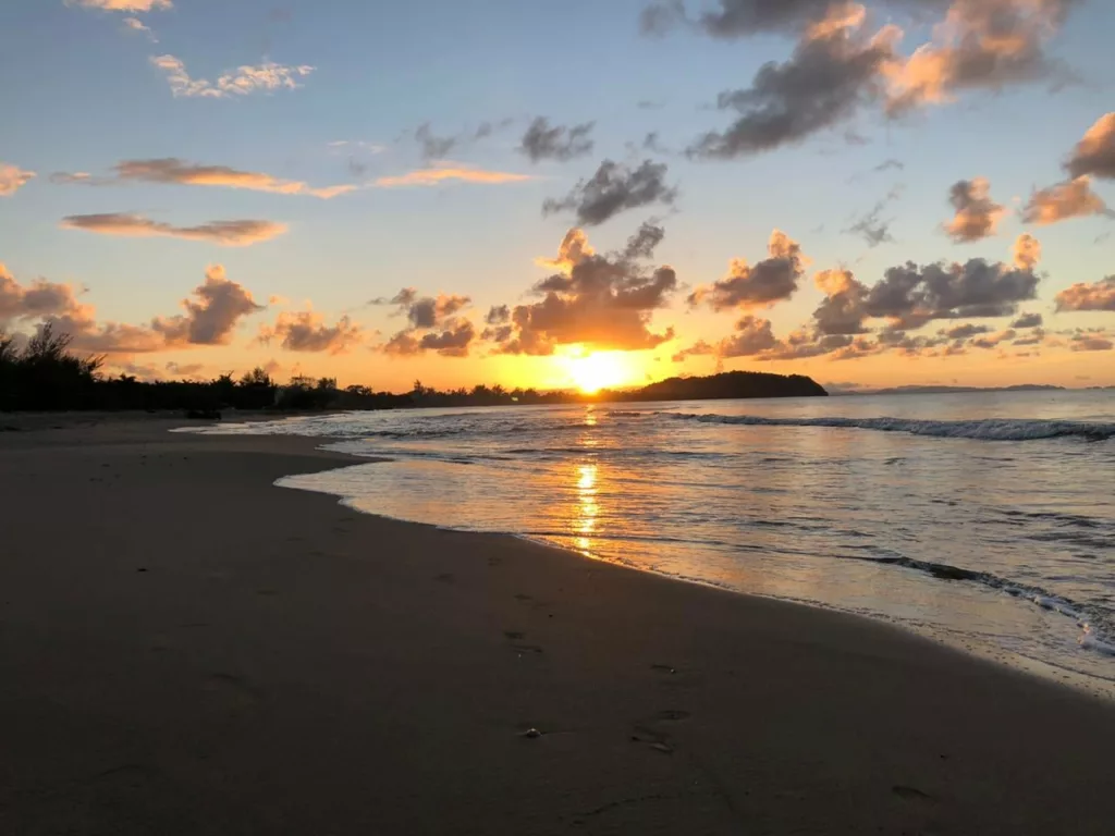 Cabañas frente al mar y laa playa en Tela en 2022